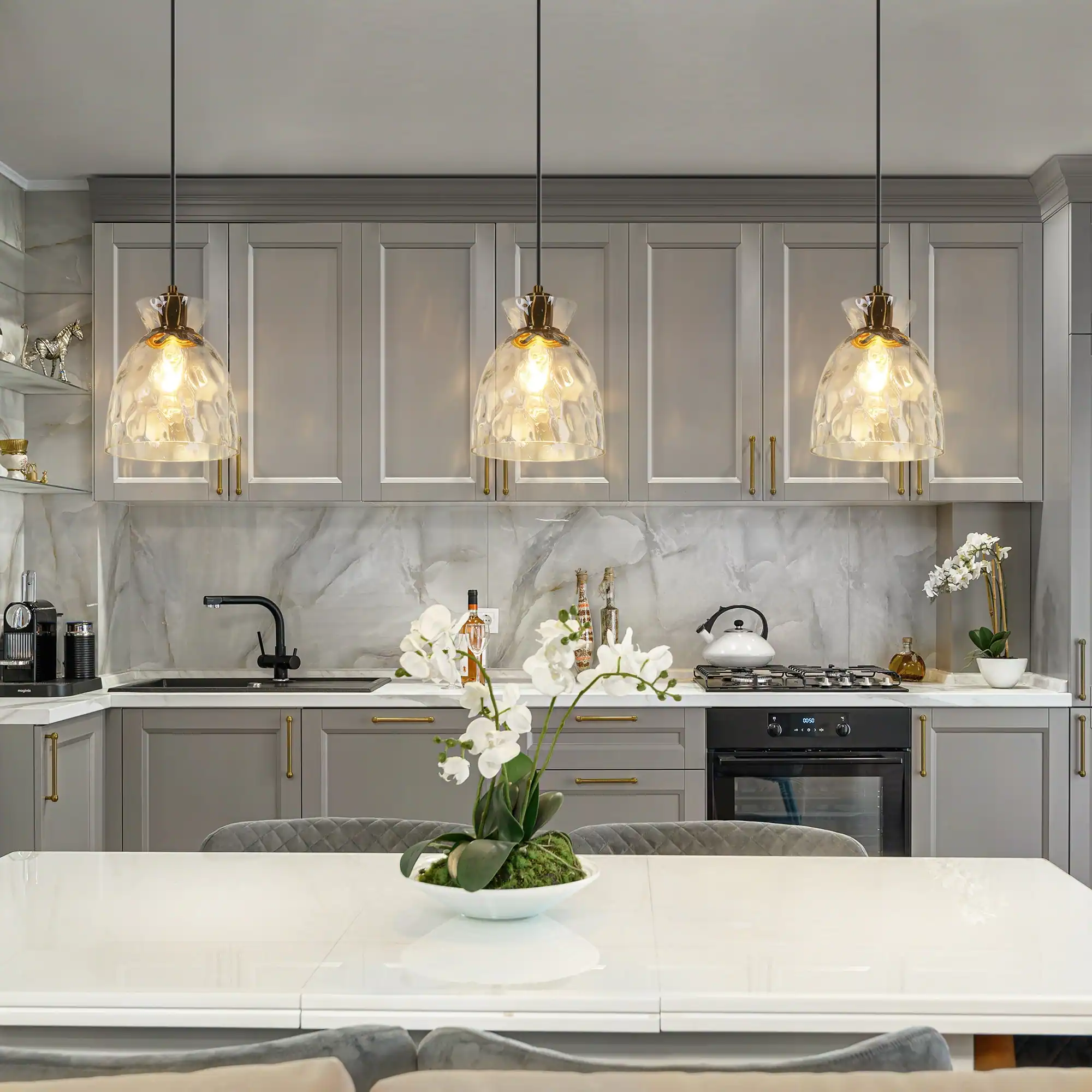 Transform Your Kitchen with These Stylish Modern Island Lighting Designs